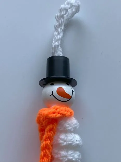 Glückswürmchen Schneemann mit Schal Sorgenwürmchen