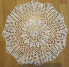 weißes Häkeldeckchen rund Gitter ø 58cm