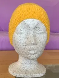 Kindermütze mit Perlmusterrand