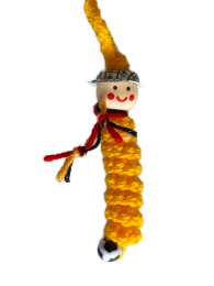 Glückswürmchen für Fußballfans in grün oder gelb mit Deutschland-Schal und Mütze