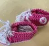 pink/weiße Babyschuhe Converse All Stars Design